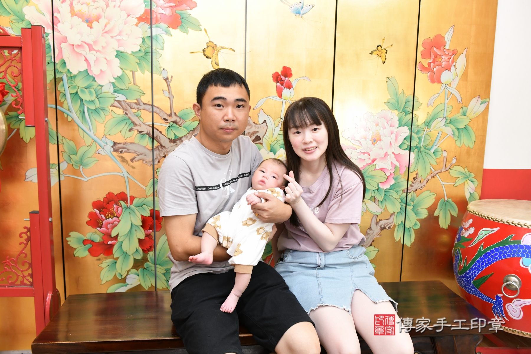 傳家手工印章台北店、抓周、收涎、剃頭 傳家手工印章台北店、抓周、收涎、剃頭