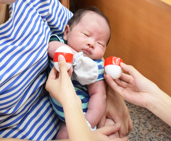 林寶寶(台中北區嬰兒寶寶滿月剃頭理髮、免費嬰兒剃胎毛儀式吉祥話)。中國風會場，爸媽寶貝免費穿「日中韓」古裝禮服。專業拍照、DVD光碟、證書。★購買「臍帶章、肚臍章、胎毛筆刷印章」贈送：剃頭、收涎、抓周，三選一。 2015.08.13 照片5