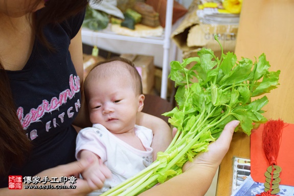 剃胎毛、滿月剃頭、嬰兒剃頭、嬰兒理髮、嬰兒剃髮、嬰兒剃胎毛、嬰兒滿月剃頭、寶寶剃頭、剃胎毛儀式、剃胎毛吉祥話、滿月剃頭儀式、滿月剃頭吉祥話、寶寶剃胎毛、寶寶滿月剃頭理髮、新北永和區剃胎毛、新北永和區滿月剃頭、新北永和區嬰兒剃頭剃胎毛、新北永和區嬰兒理髮、新北永和區嬰兒剃髮、郭寶寶(新北永和區嬰兒寶寶滿月剃頭理髮、免費嬰兒剃胎毛儀式吉祥話)。中國風會場，爸媽寶貝免費穿「日中韓」古裝禮服。專業拍照、DVD光碟、證書。★購買「臍帶章、肚臍章、胎毛筆刷印章」贈送：剃頭、收涎、抓周，三選一。2016.08.25  照片10