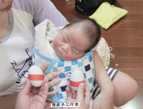 莊寶寶(桃園大園區到府嬰兒寶寶滿月剃頭理髮、免費到府嬰兒剃胎毛儀式吉祥話)。到府剃頭剃胎毛主持、專業拍照、DVD光碟、證書。★購買「臍帶章、肚臍章、胎毛筆刷印章」贈送：剃頭、收涎、抓周，三選一。2015.11.12 照片3