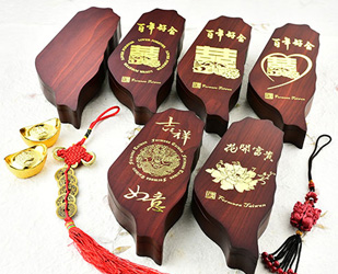 紅紫檀木材質：台灣造型印章盒