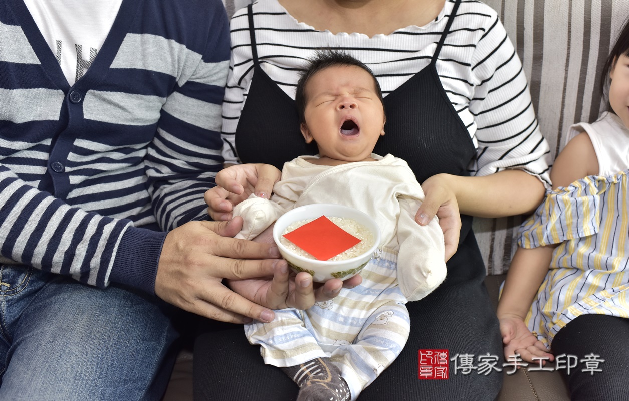 剃胎毛、滿月剃頭、嬰兒剃頭、嬰兒理髮、嬰兒剃髮、嬰兒剃胎毛、嬰兒滿月剃頭、寶寶剃頭、剃胎毛儀式、剃胎毛吉祥話、滿月剃頭儀式、滿月剃頭吉祥話、寶寶剃胎毛、寶寶滿月剃頭理髮、 新北市三峽區剃胎毛、新北市三峽區滿月剃頭、新北市三峽區嬰兒剃頭剃胎毛、新北市三峽區嬰兒理髮、新北市嬰兒剃髮、 胡寶寶(新北市三峽區到府嬰兒寶寶滿月剃頭理髮、到府嬰兒剃胎毛儀式吉祥話)。到府剃頭剃胎毛主持、專業拍照、DVD光碟、證書。★購買「臍帶章、肚臍章、胎毛筆刷印章」贈送:剃頭、收涎、抓周,三選一。2020.10.09照片12 剃胎毛、滿月剃頭、嬰兒剃頭、嬰兒理髮、嬰兒剃髮、嬰兒剃胎毛、嬰兒滿月剃頭、寶寶剃頭、剃胎毛儀式、剃胎毛吉祥話、滿月剃頭儀式、滿月剃頭吉祥話、寶寶剃胎毛、寶寶滿月剃頭理髮、 新北市三峽區剃胎毛、新北市三峽區滿月剃頭、新北市三峽區嬰兒剃頭剃胎毛、新北市三峽區嬰兒理髮、新北市嬰兒剃髮、 胡寶寶(新北市三峽區到府嬰兒寶寶滿月剃頭理髮、到府嬰兒剃胎毛儀式吉祥話)。到府剃頭剃胎毛主持、專業拍照、DVD光碟、證書。★購買「臍帶章、肚臍章、胎毛筆刷印章」贈送:剃頭、收涎、抓周,三選一。2020.10.09照片12